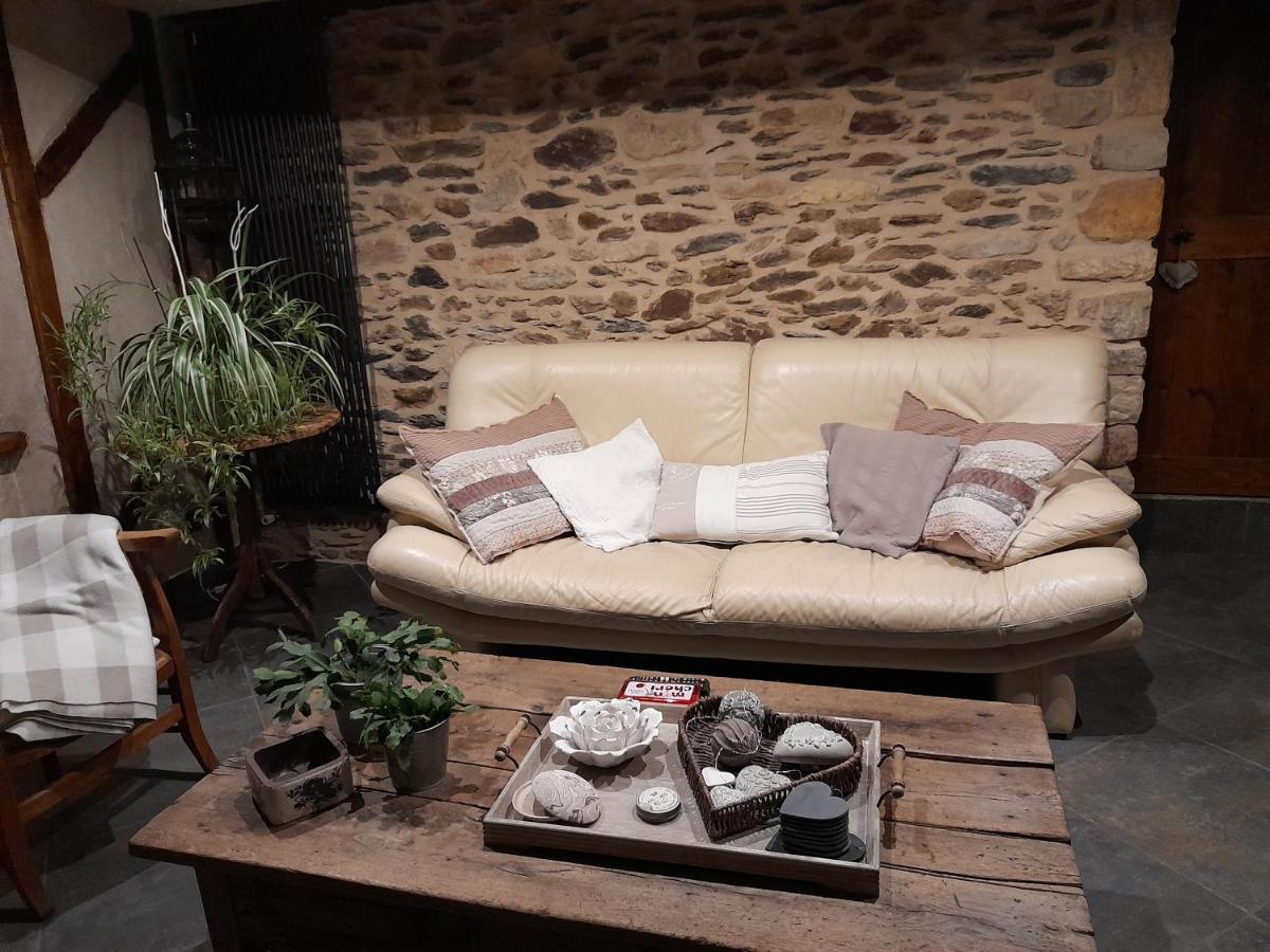Les Hotes Du Lac, Chambres Et Tables D'Hotes Mandailles  Kültér fotó