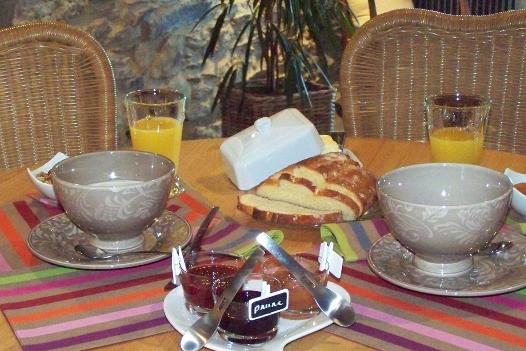 Les Hotes Du Lac, Chambres Et Tables D'Hotes Mandailles  Kültér fotó