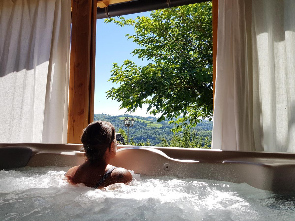 Les Hotes Du Lac, Chambres Et Tables D'Hotes Mandailles  Kültér fotó